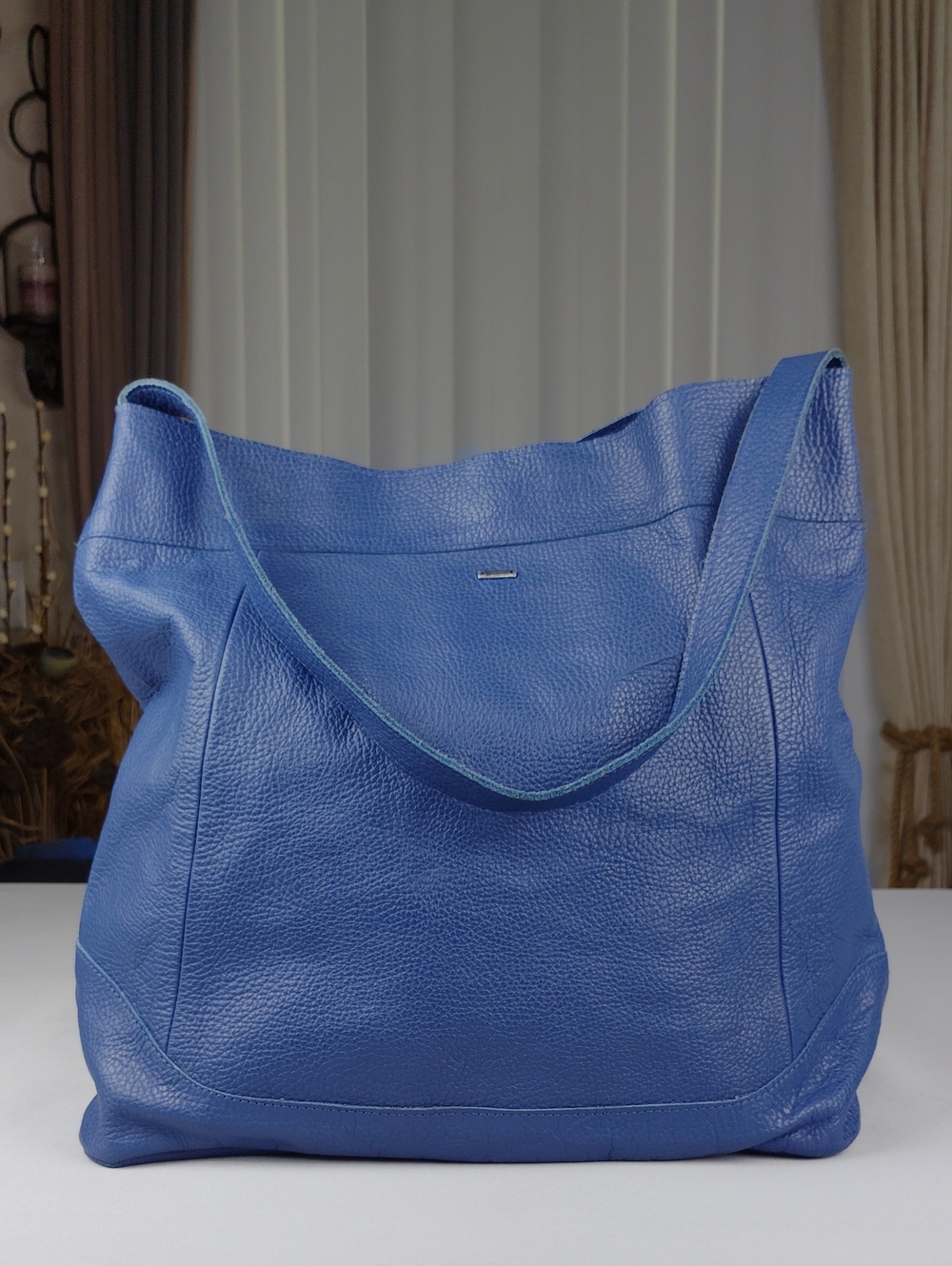 Via Mia Women's Pebble Leather Large Shoulder Bag.